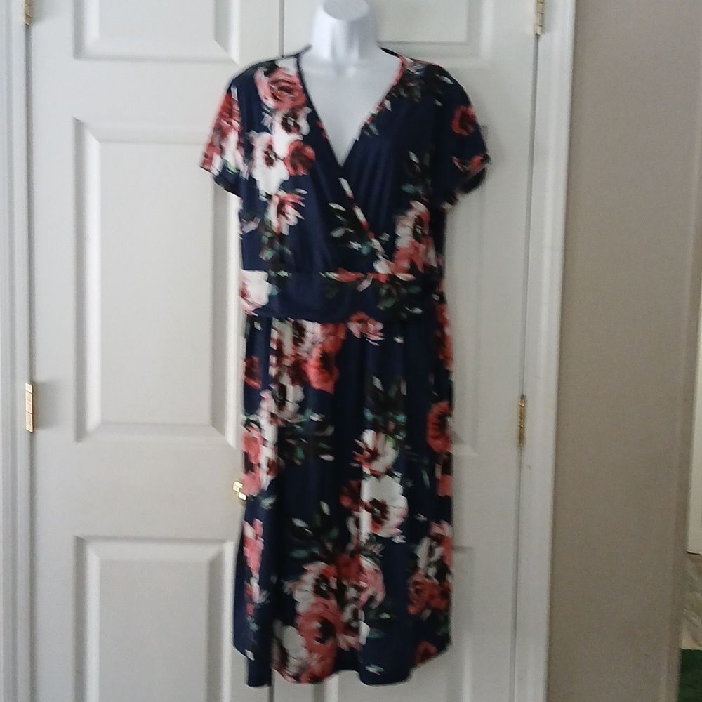 Ouges navy floral print v neck midi dress with pockets Sz XXXL NWOT